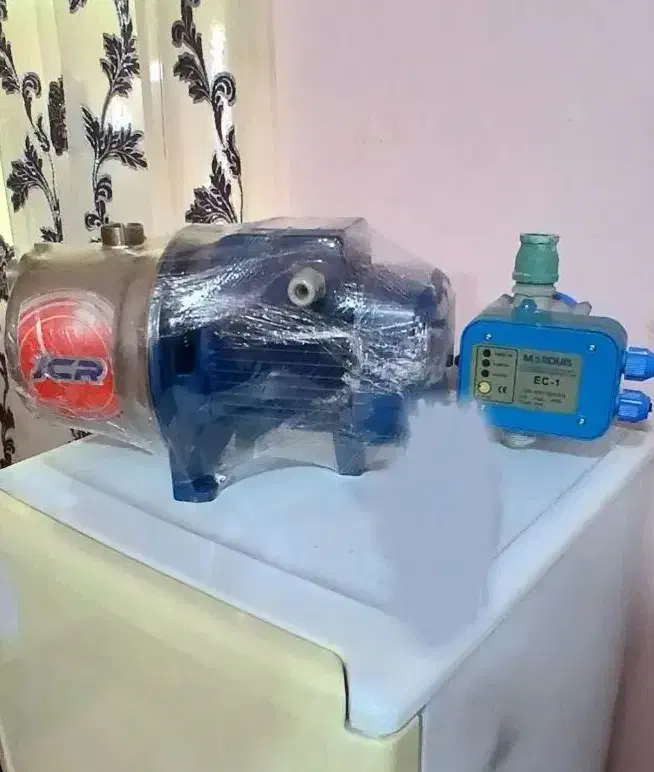 پمپ پدرولا قدیمی|کلکسیون اشیاء عتیقه|قشم, |دیوار