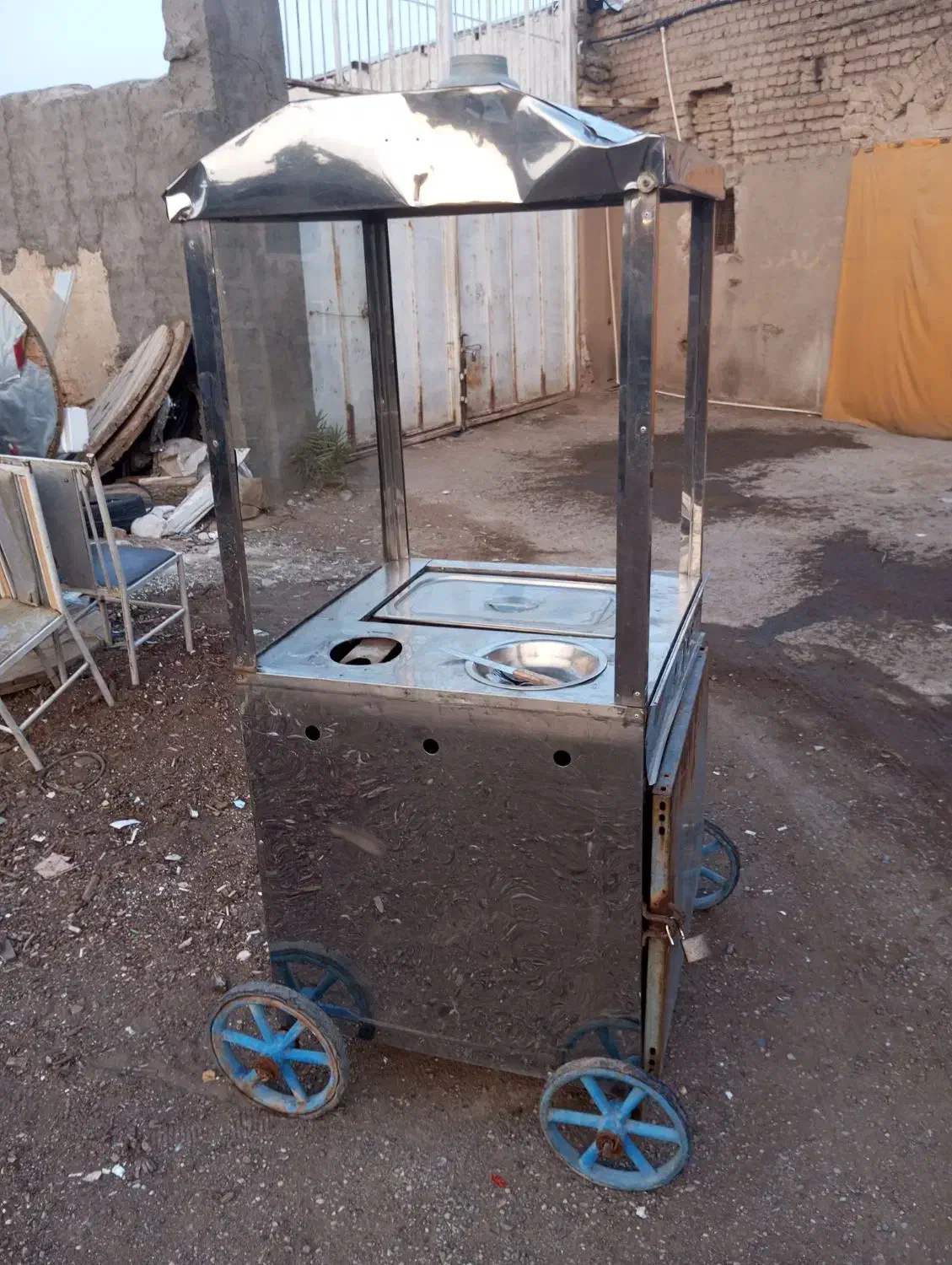 فرساندویچی|کافیشاپ و رستوران|قم, شهرک مهدیه (مدرس)|دیوار