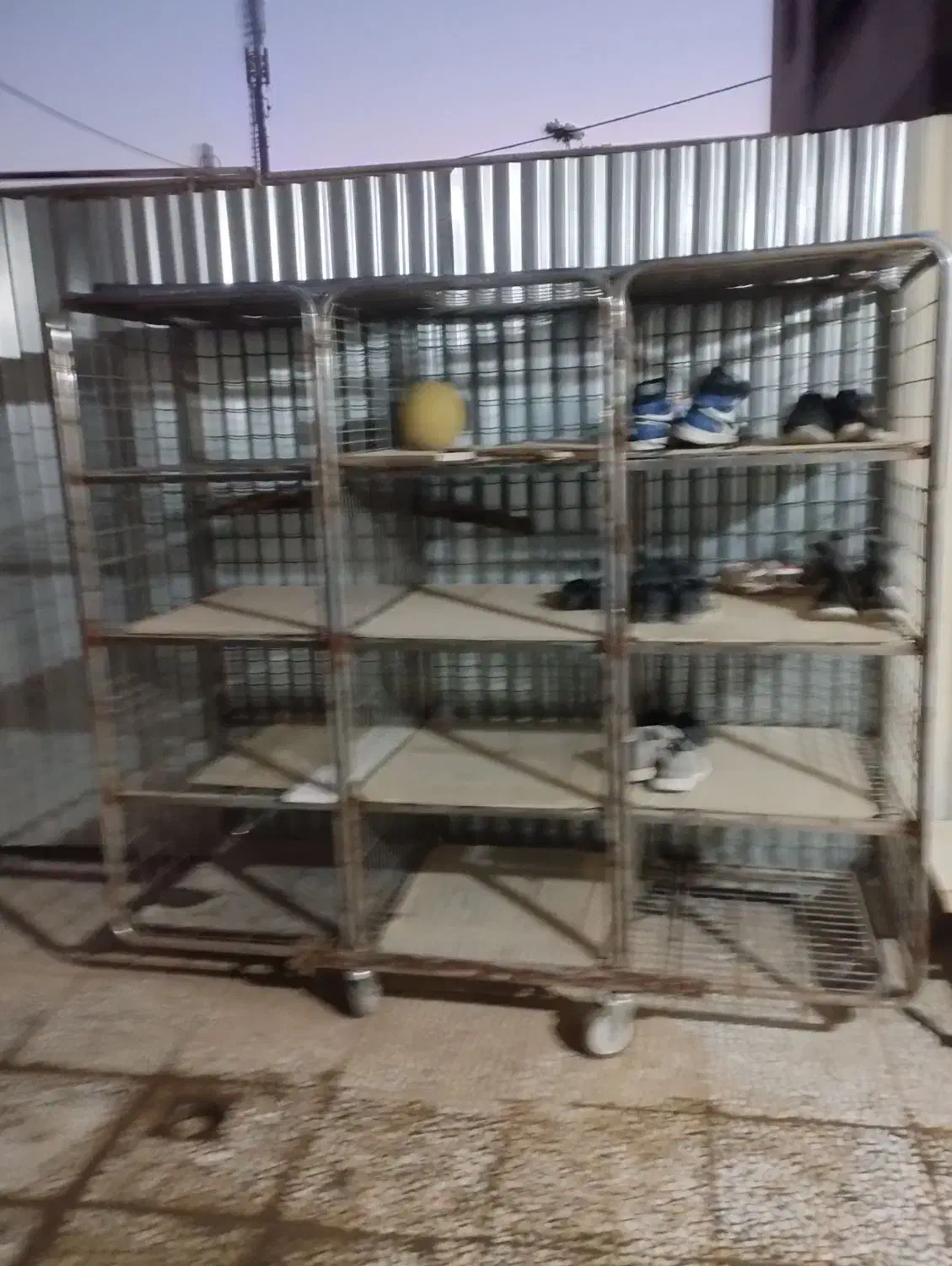 قفسه ۱۲طبقه چرخ دار|کتابخانه، شلف، قفسههای دیواری|برخوار, |دیوار