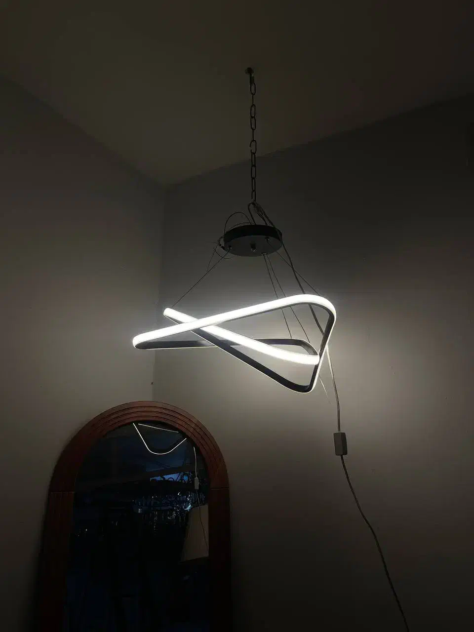 لوستر اتاق خواب سرویس خواب ماشین|لوستر و چراغ آویز|اهواز, ۳۰ متری|دیوار