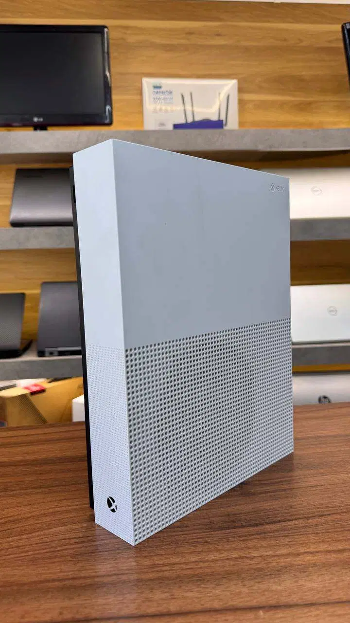 کنسول بازی xbox one s|کنسول، بازی ویدئویی و آنلاین|همدان, |دیوار