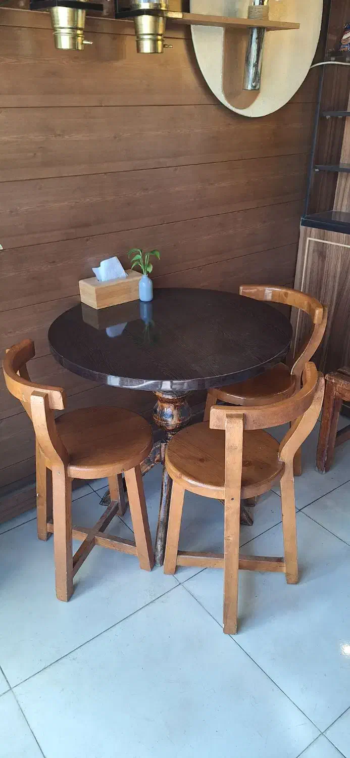 میز و صندلی چوبی|صندلی و نیمکت|کازرون, |دیوار