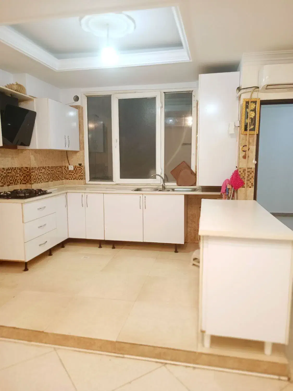 ۵۴ متری مقدم فلاح/بازسازی/تخلیه/پارکینگ موتور