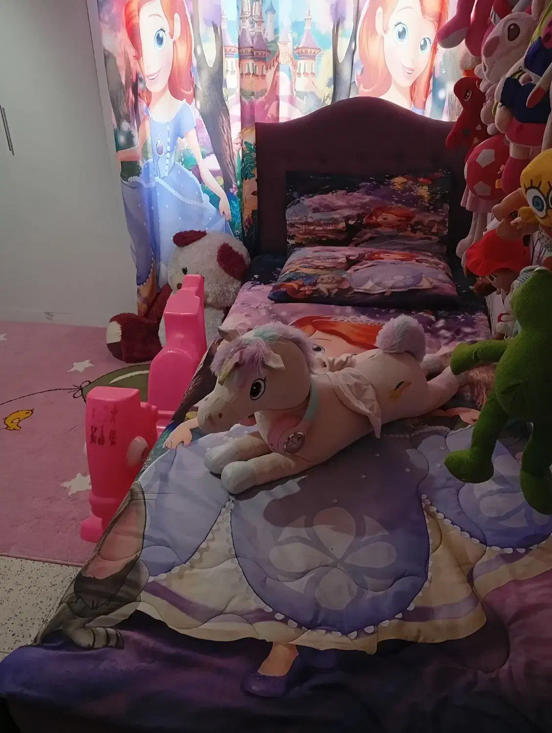 تخت خواب|تخت و سرویس خواب|گلبهار, شهر جدید گلبهار|دیوار