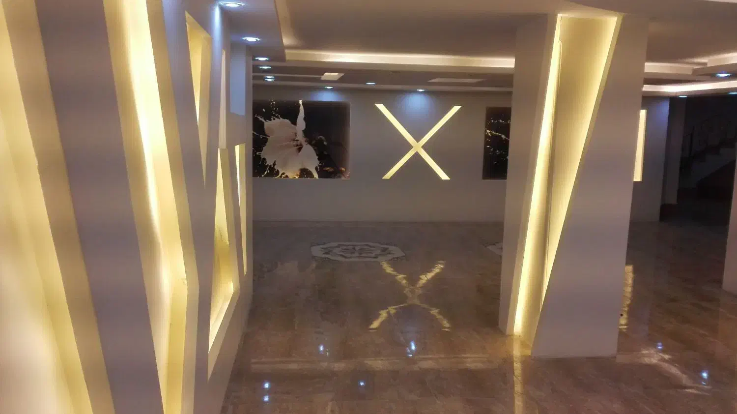 نصب تعمیرآیفون تلفن لوستردزدگیردوربین برقکاربرق کا|خدمات پیشه و مهارت|اندیشه, اندیشه فاز ۲|دیوار