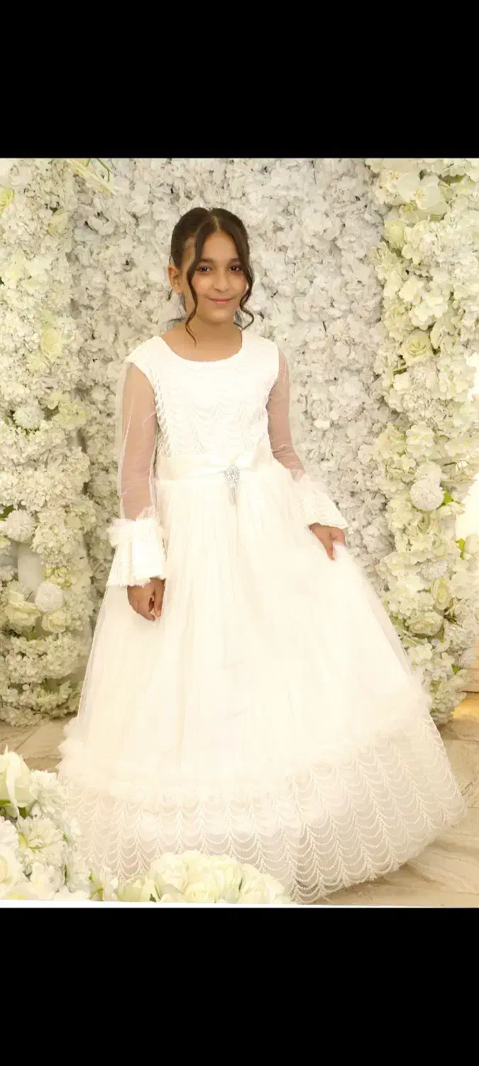 فروش لباس عروس بچه گانه ۸ تا ۱۰ ساله|لباس|اهواز, حصیرآباد|دیوار