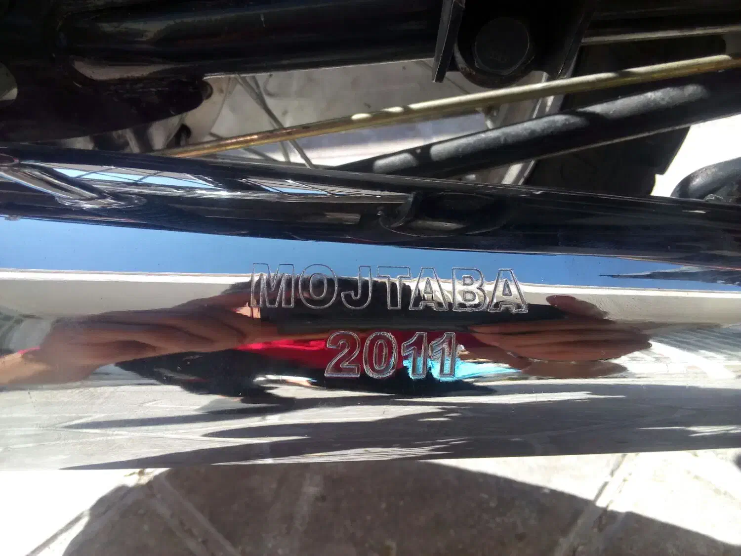 اگزوز مجتبی 2011فوق سفارشی صدا شیشه ای|قطعات یدکی و لوازم جانبی|شیراز, تندگویان|دیوار