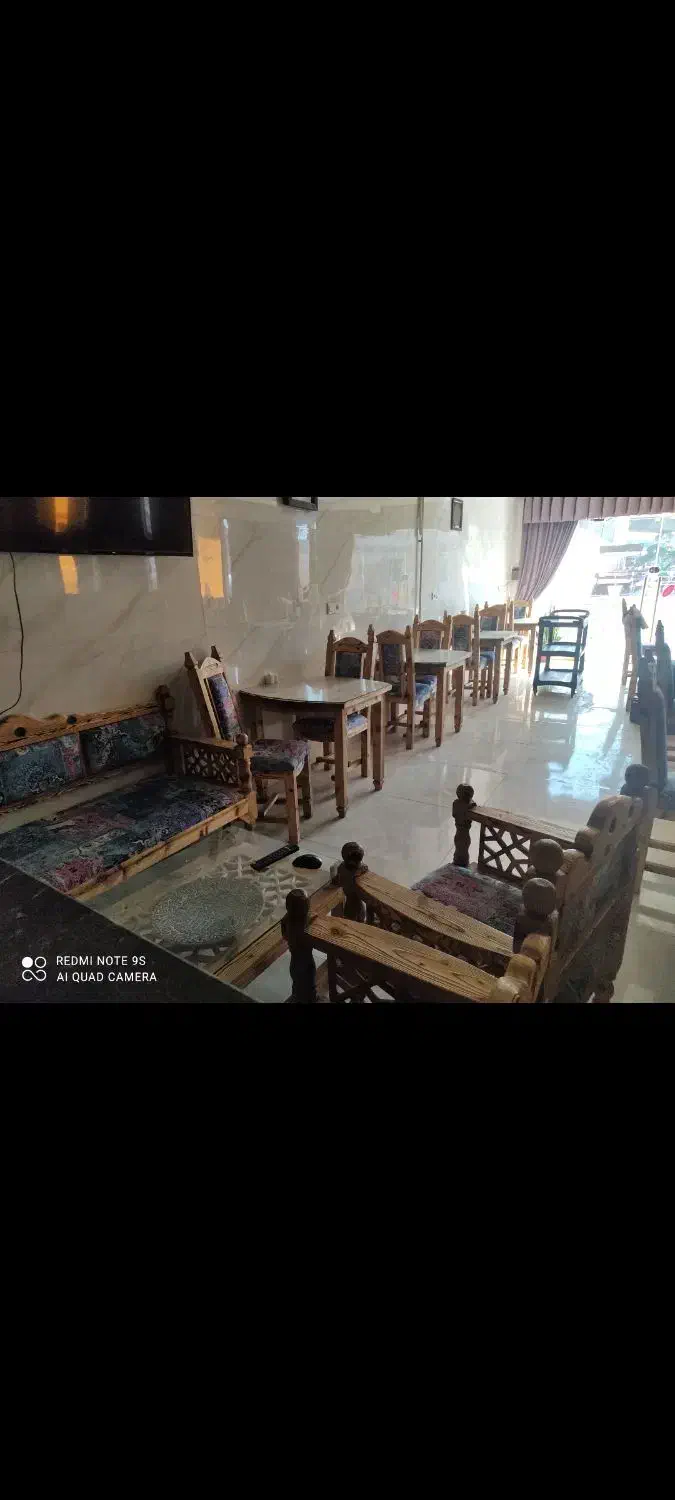 میزو صندلی درحد نو کلا یک ماه کار کرده نصف قیمت نو|کافی‌شاپ و رستوران|همدان, |دیوار