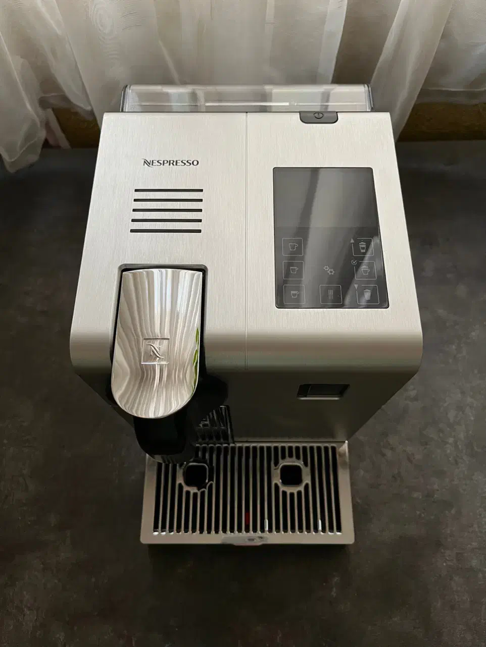اسپرسوساز خانگی نسپرسو مدل Lattissima Pro|سماور، چایساز، قهوهساز|تهران, توحید|دیوار