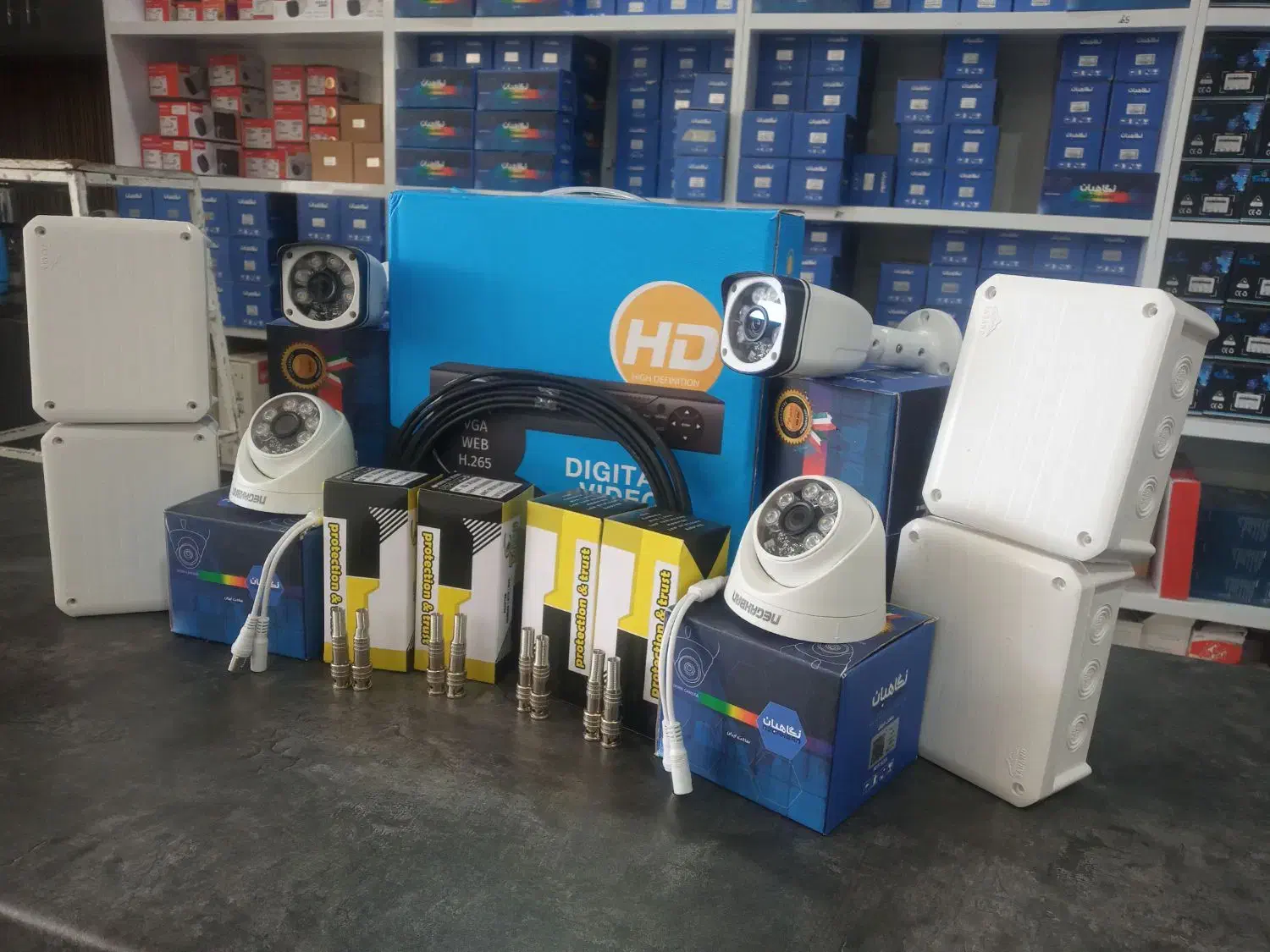 نصب تخصصی دوربین مداربسته و دزدگیر|دوربین مداربسته|قم, نیروگاه|دیوار