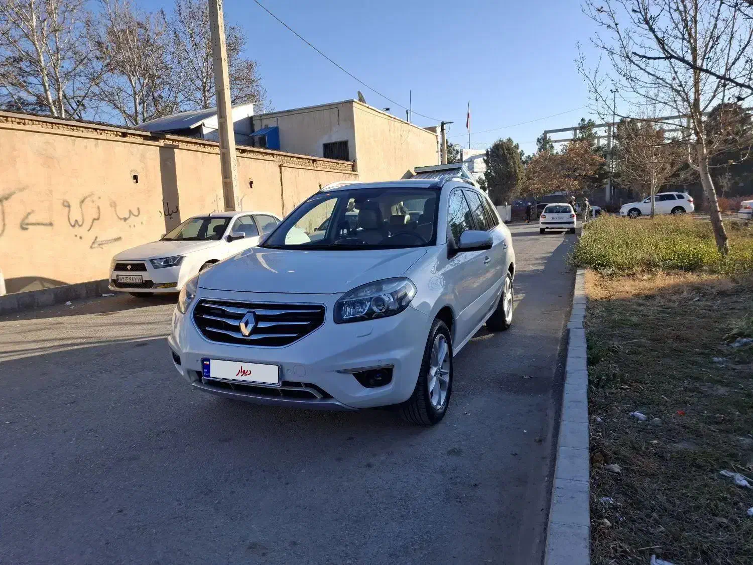 رنو کولیوس سفید بدون رنگ|خودرو سواری و وانت|ارومیه, |دیوار