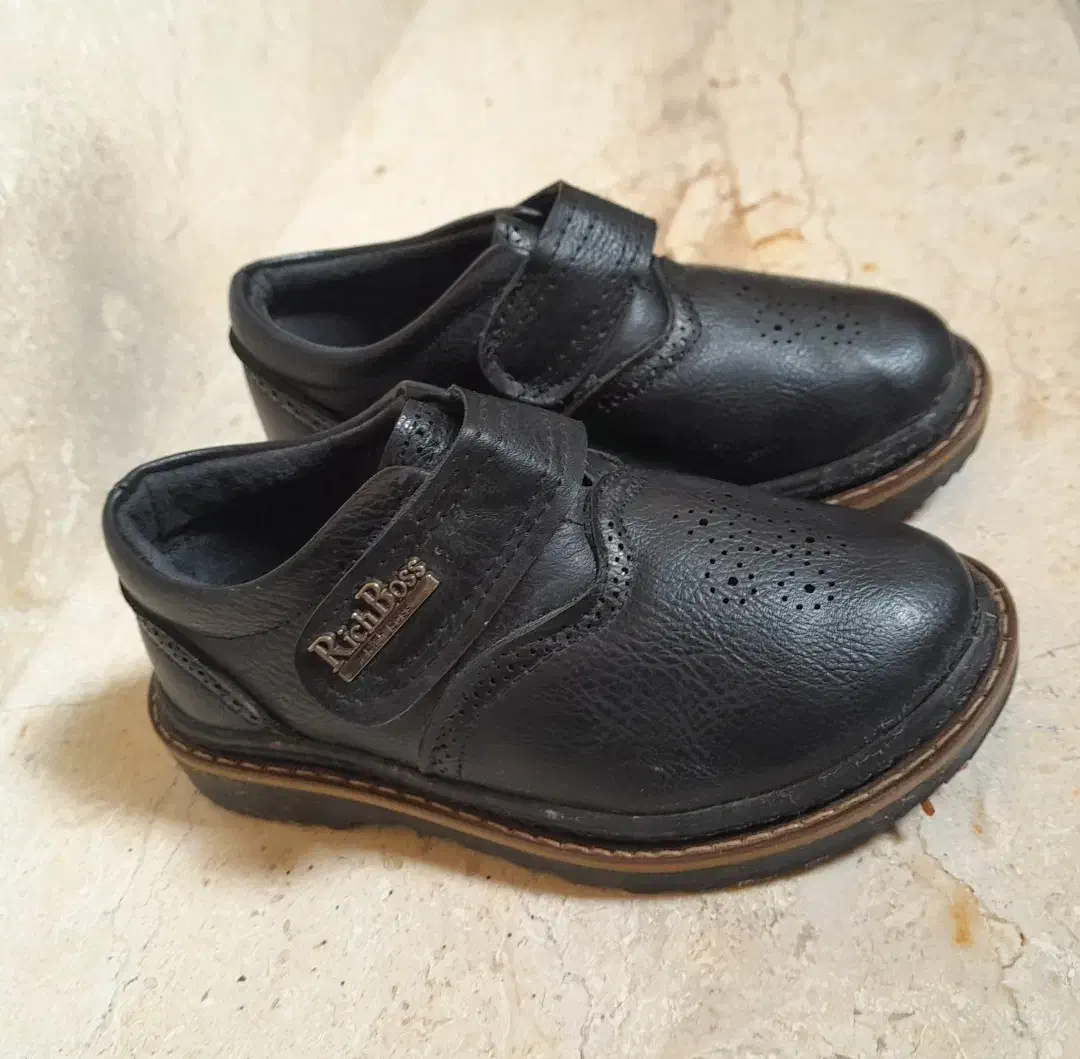 کفش مجلسی بچه گانه|کیف، کفش، کمربند|لاهیجان, آهندان|دیوار