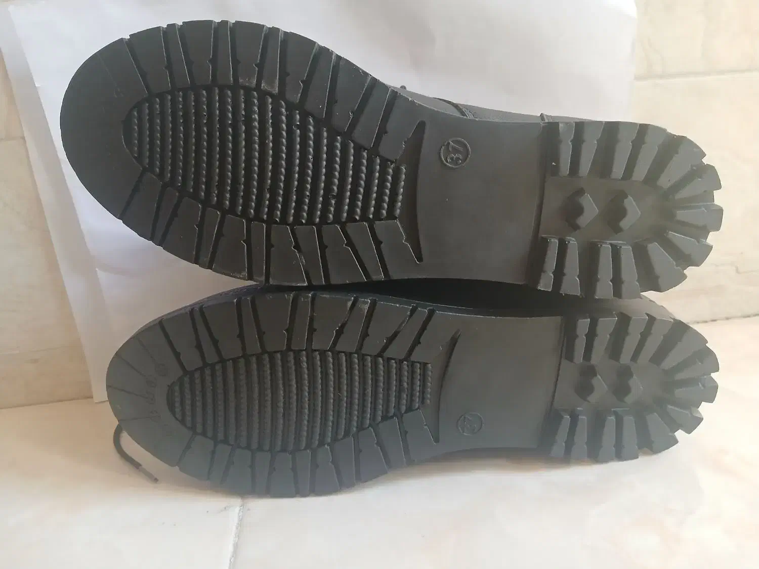 کفش سایز ۳۷|کیف، کفش، کمربند|کاشان, فاز ۲ ناجی آباد|دیوار