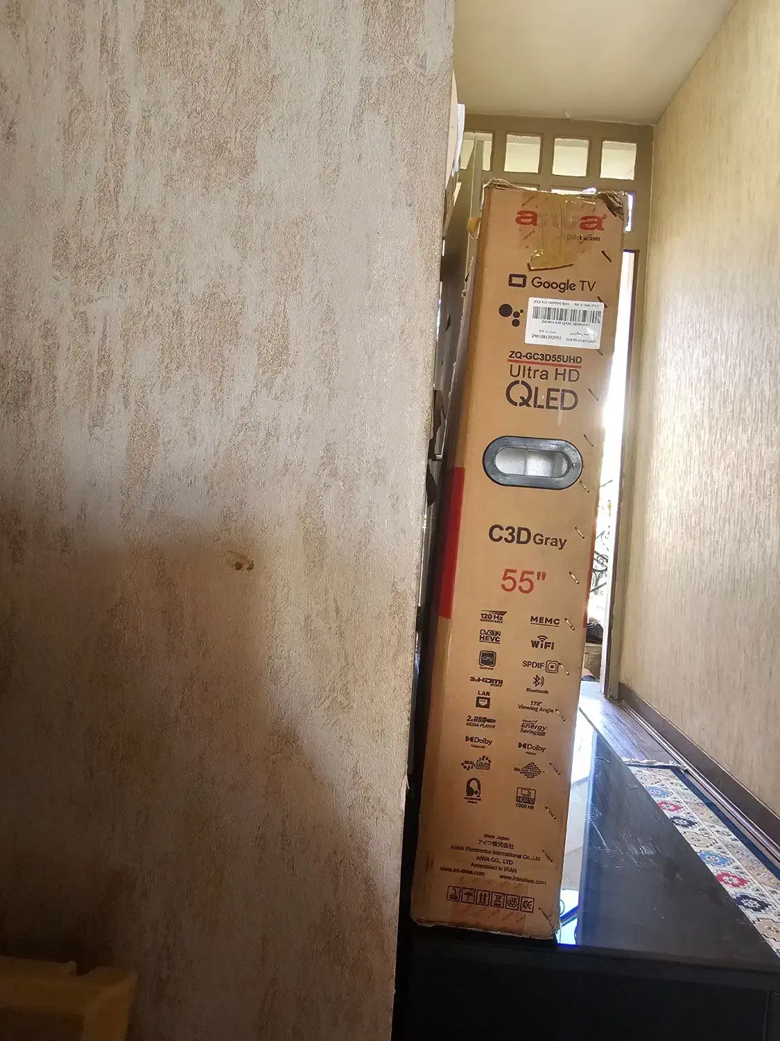 تلویزیونQled ۵۵اینج ومیز|تلویزیون و پروژکتور|شیراز, قصرالدشت|دیوار