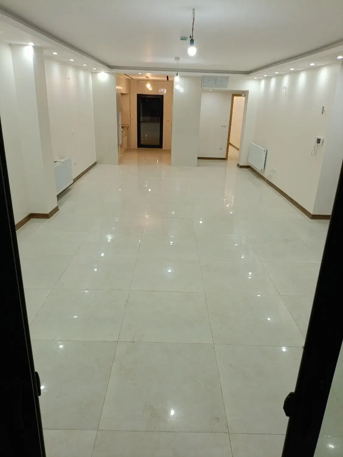 واحد ۱۴۵ متری خیابان پوریای ولی|فروش آپارتمان|اصفهان, پوریای ولی|دیوار