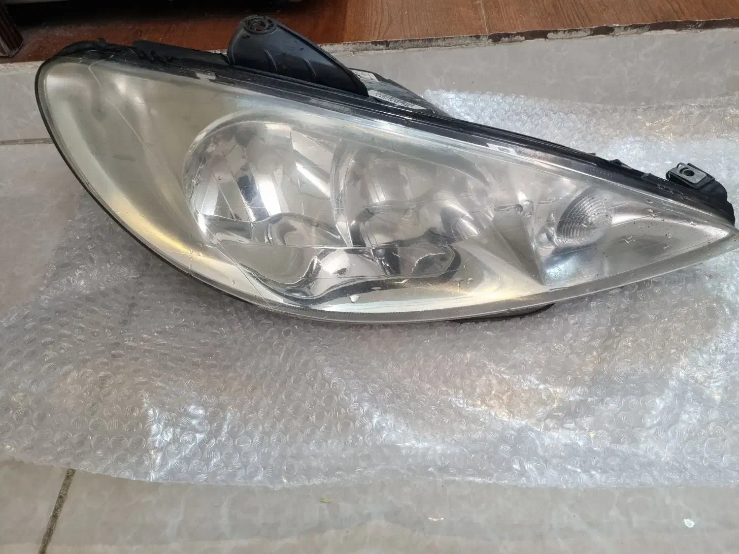 چراغ جلو ۲۰۶|قطعات یدکی و لوازم جانبی|تهران, بوستان چیتگر|دیوار