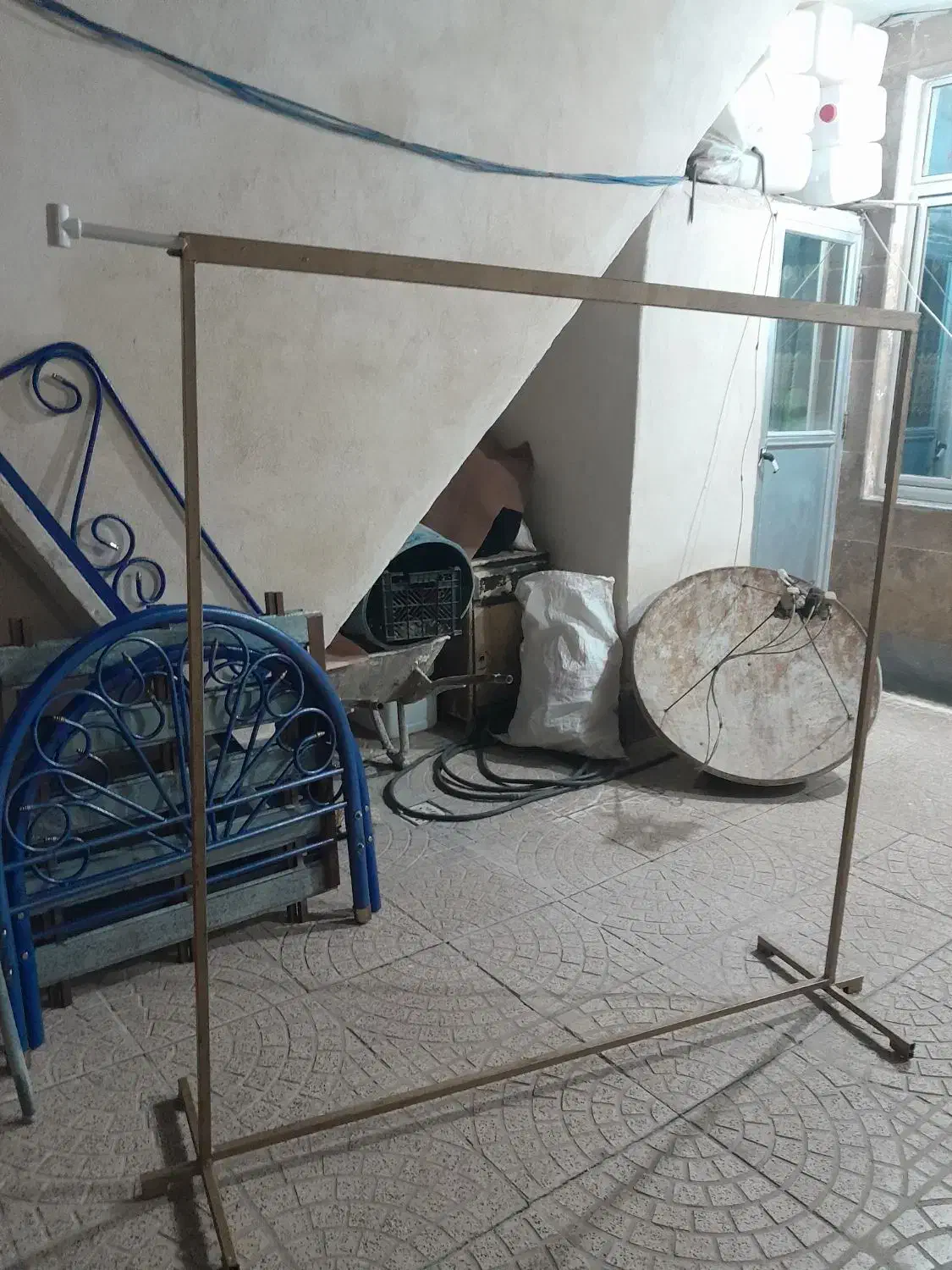 آویز لباس  تازه درست کرده بودم|بندرخت و رخت‌آویز|اردبیل, |دیوار