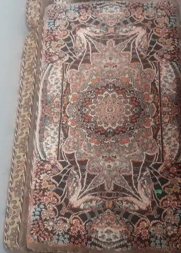 پشتی گردویی|مبلمان خانگی و میز عسلی|بیجار, |دیوار