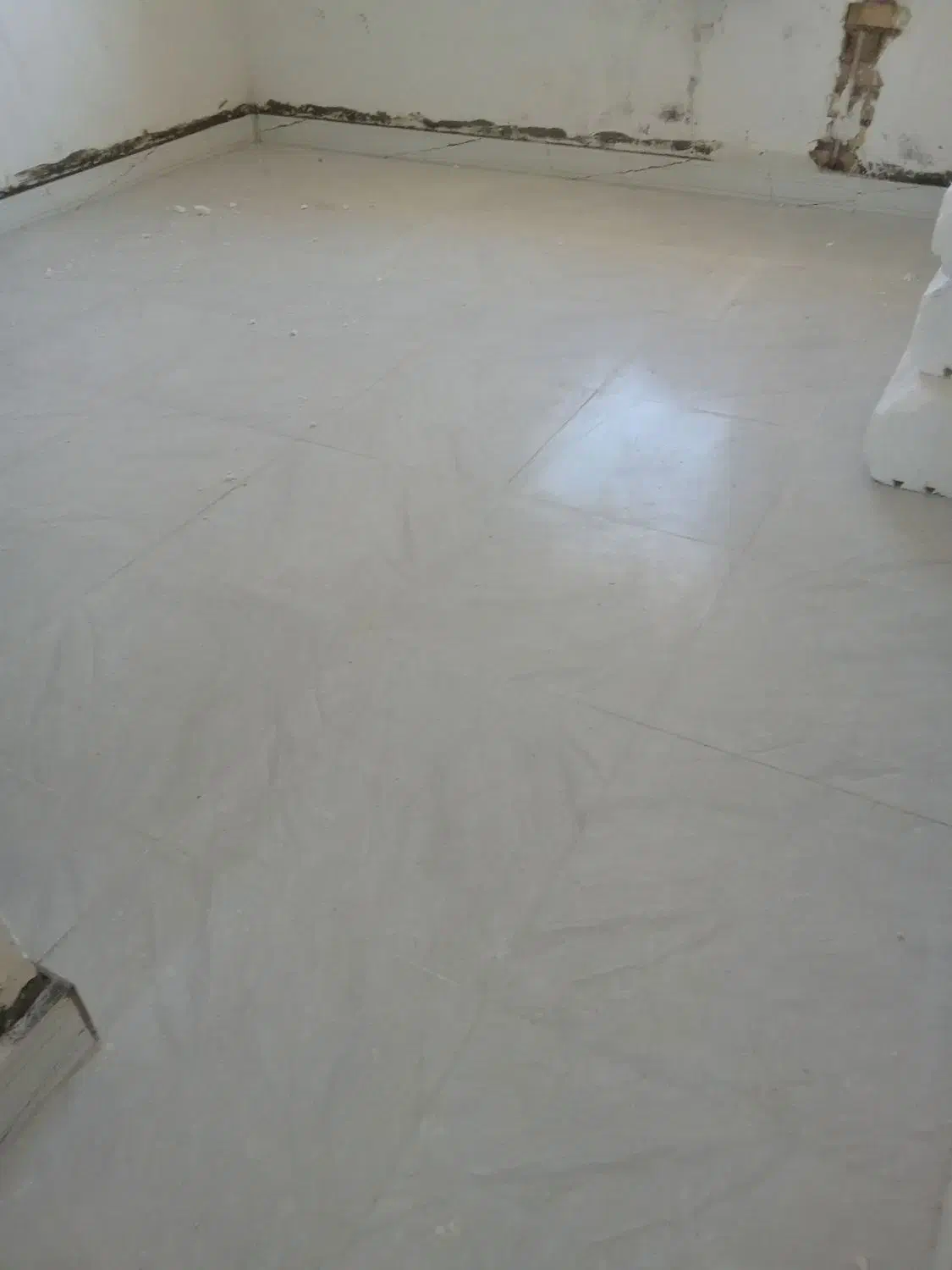 کاشی کاری وسرامیک حرفه ای|خدمات پیشه و مهارت|آبدانان, |دیوار