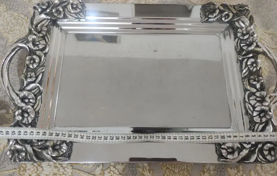 سینی در حد نو|ظروف سرو و پذیرایی|دزفول, |دیوار