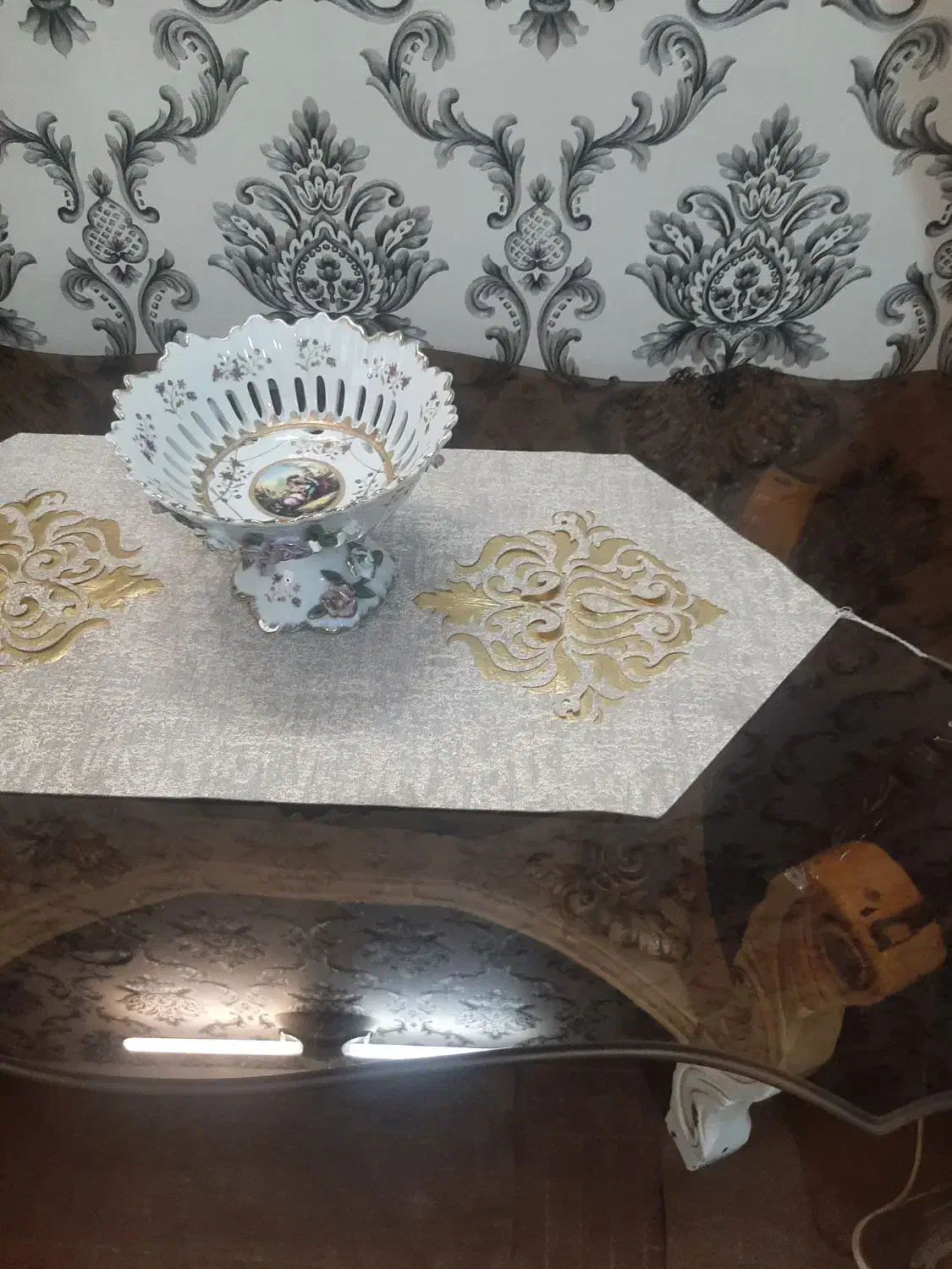 میز و عسلی با شیشه دودی ضخیم|مبلمان خانگی و میز عسلی|ری, ظهیرآباد|دیوار