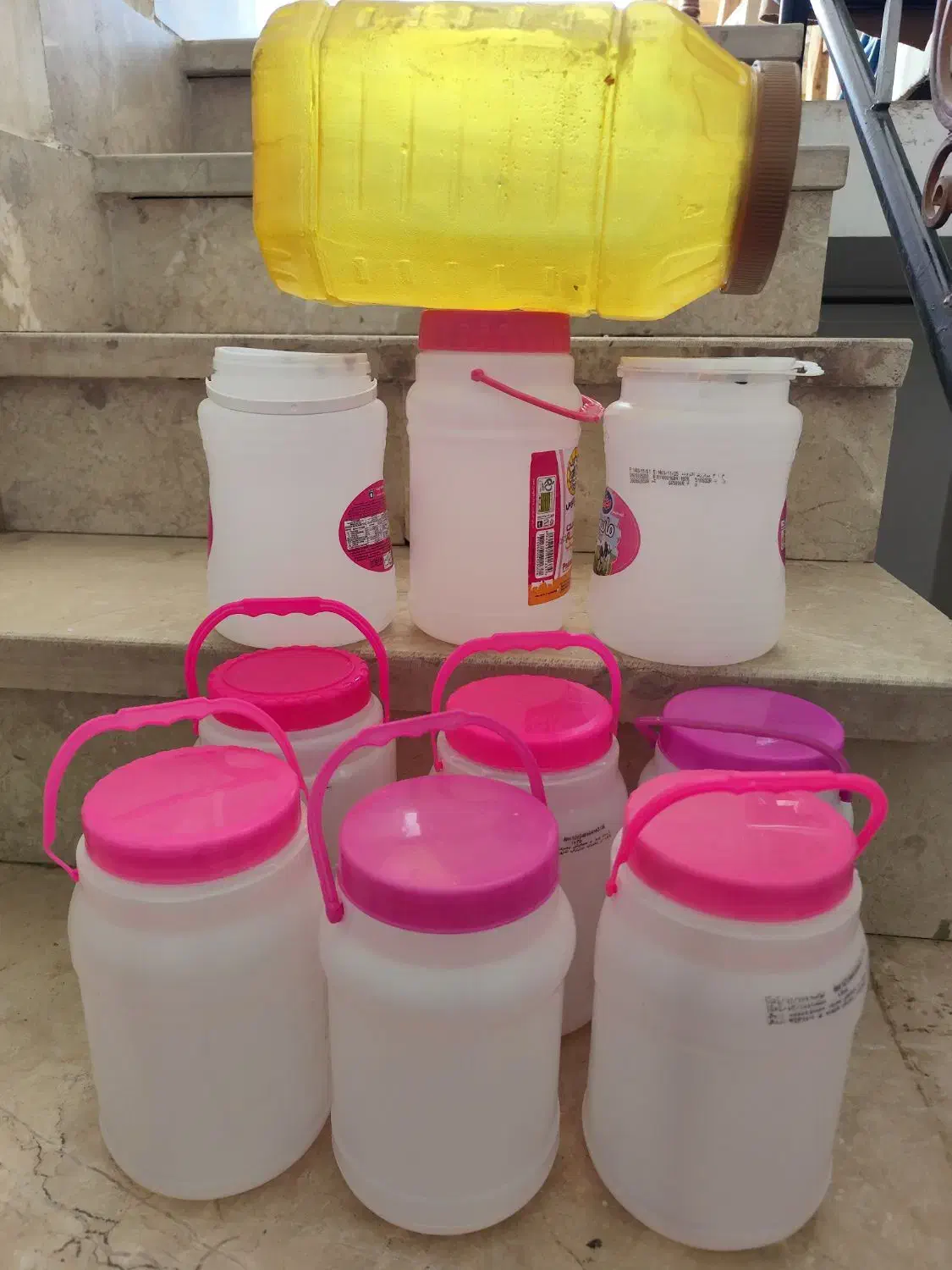 دبه2کیلویی کاربردی رب،ترشی،سالادخیارشور|ظروف نگهدارنده، پلاستیکی، یک‌بارمصرف|مشهد, گلبرگ شمالی|دیوار