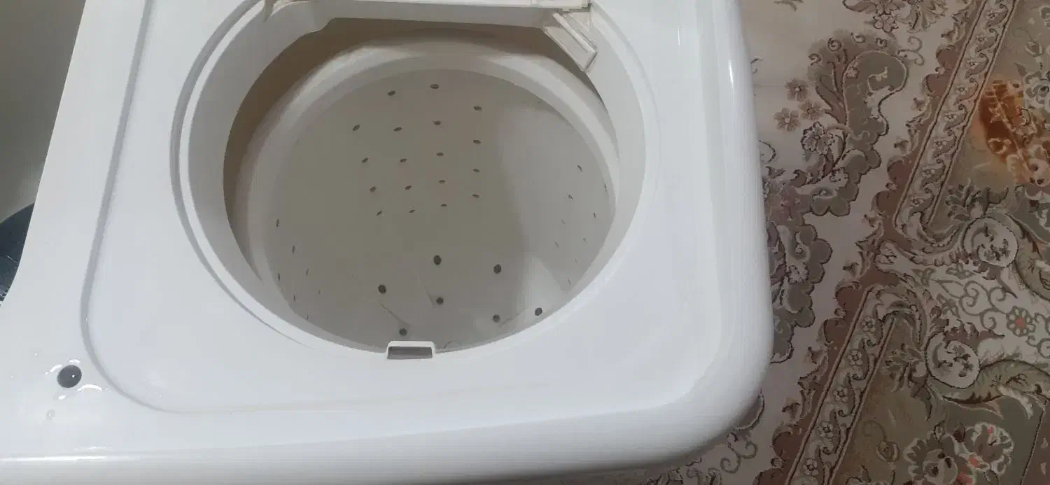 لباسشویی دوقلو نیاز ب تعمیر|ماشین لباسشویی و خشک‌کن لباس|کارون, |دیوار