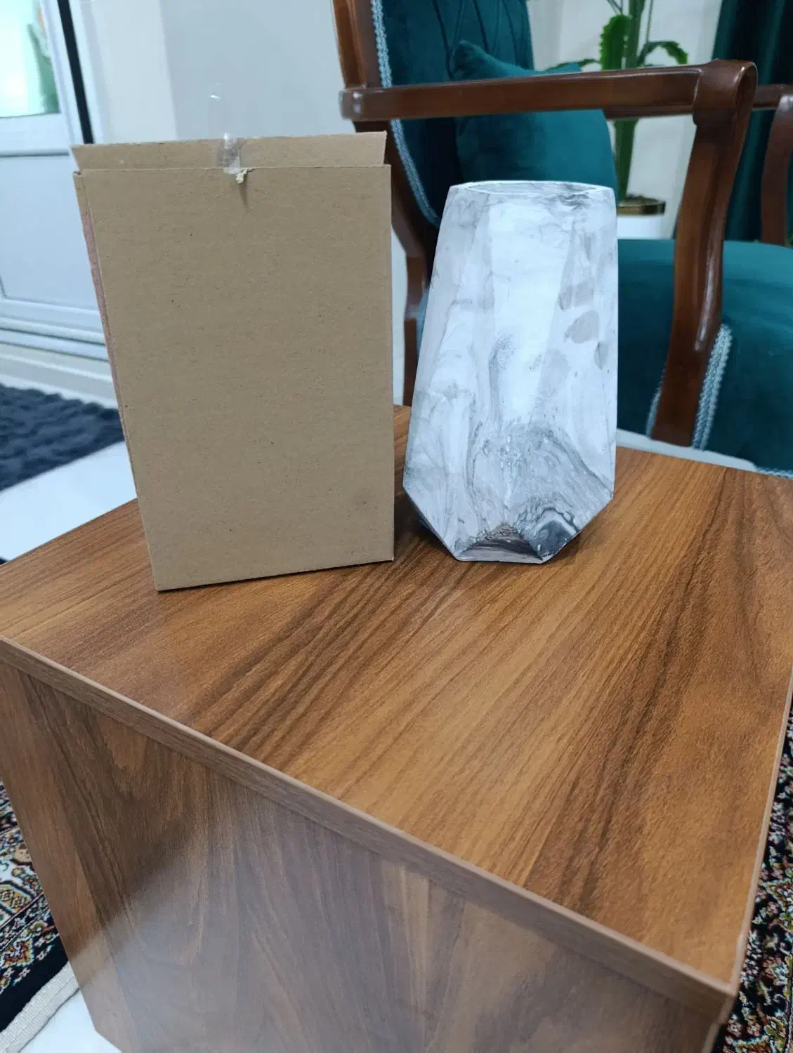 گلدان جنس سنگ‌ مصنوعی نونو آکبند|صنایع دستی و سایر لوازم تزئینی|کرج, شهرک فهمیده|دیوار