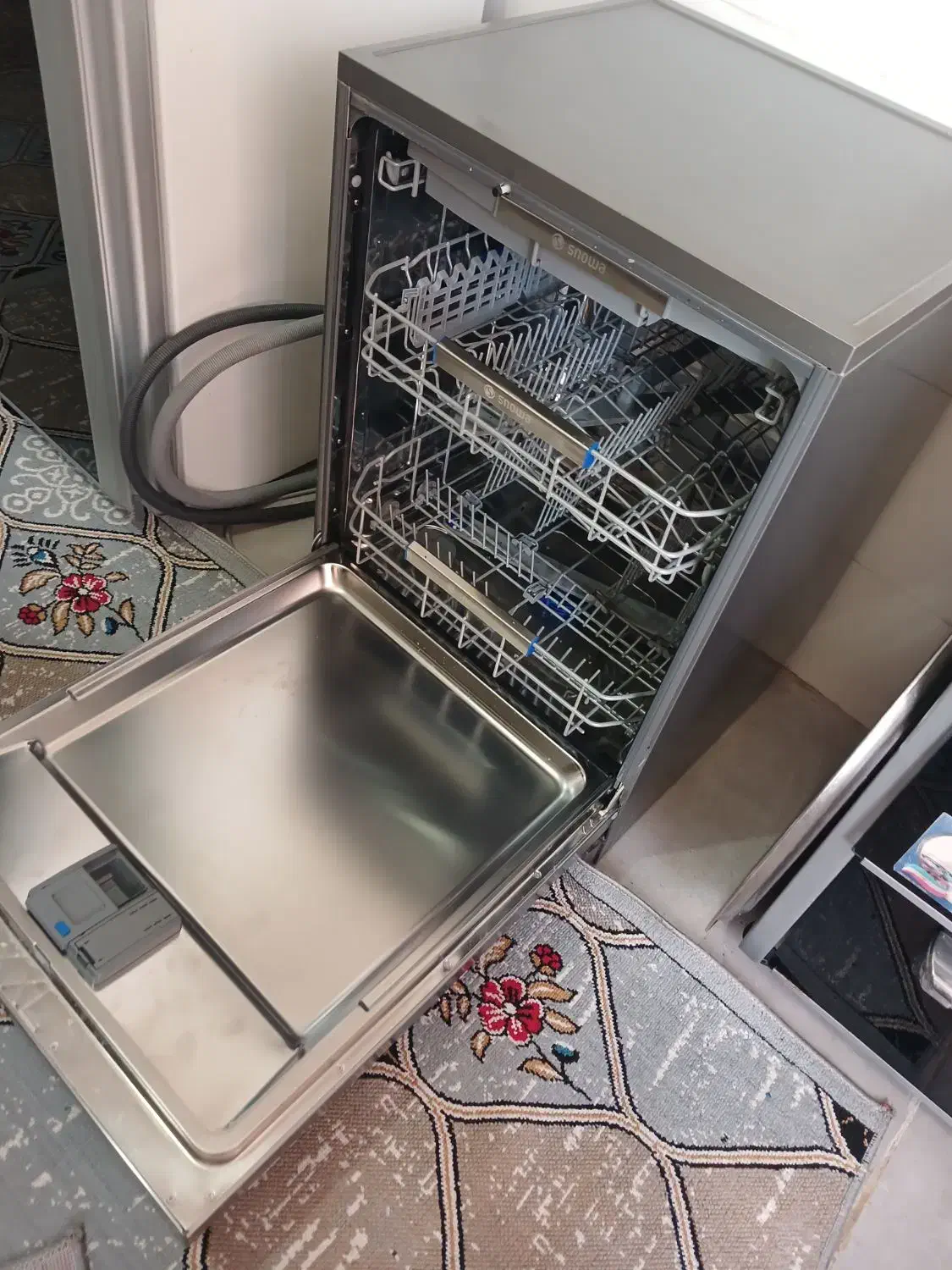 ظرفشواسنوا|ماشین ظرفشویی|هشتگرد, هشتگرد قدیم|دیوار