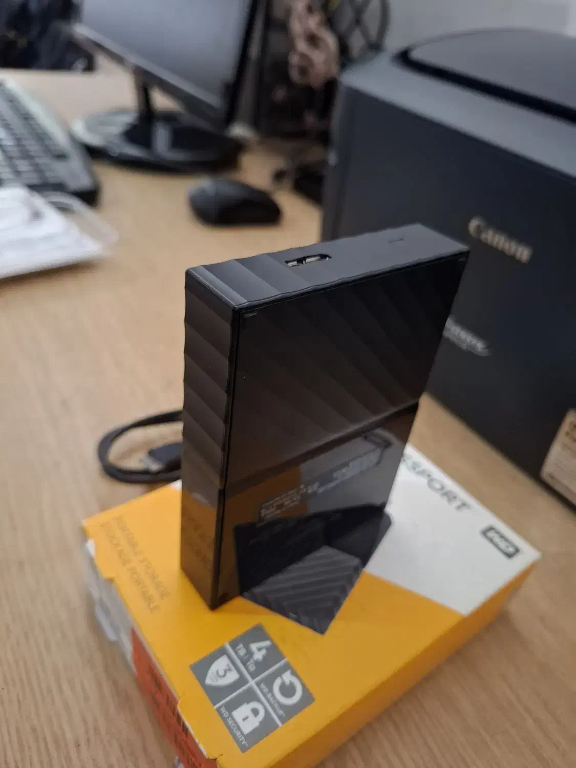 هارد اکسترنال ۴ ترابایت وسترن دیجیتال|قطعات و لوازم جانبی رایانه|نورآباد, |دیوار