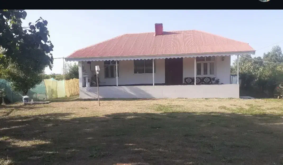 خانه ویلایی ۷۰۰ متری در نوکنده|فروش خانه و ویلا|پره‌سر, |دیوار