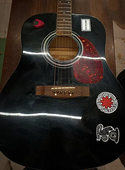 گیتار آکوستیک Mega|گیتار، بیس، امپلیفایر|ایلام, |دیوار