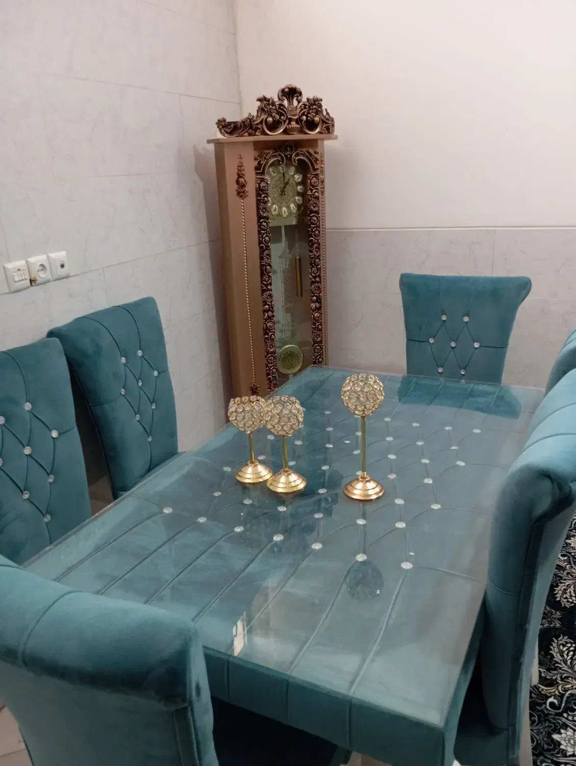 میز ناهار خوری|میز و صندلی غذاخوری|شیراز, کرونی(خاتونک)|دیوار