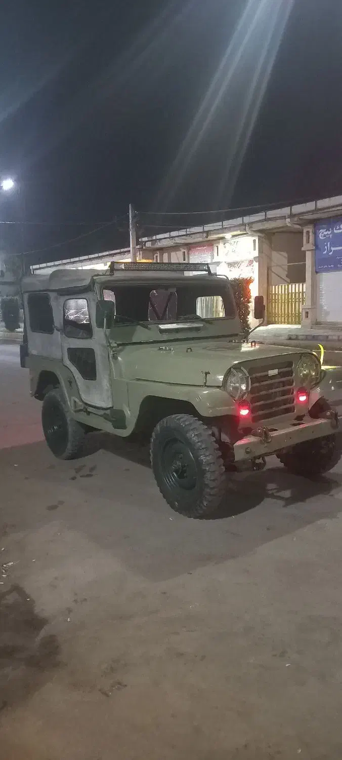 جیپ کاام فاقد م|خودرو کلاسیک|کلارآباد, |دیوار