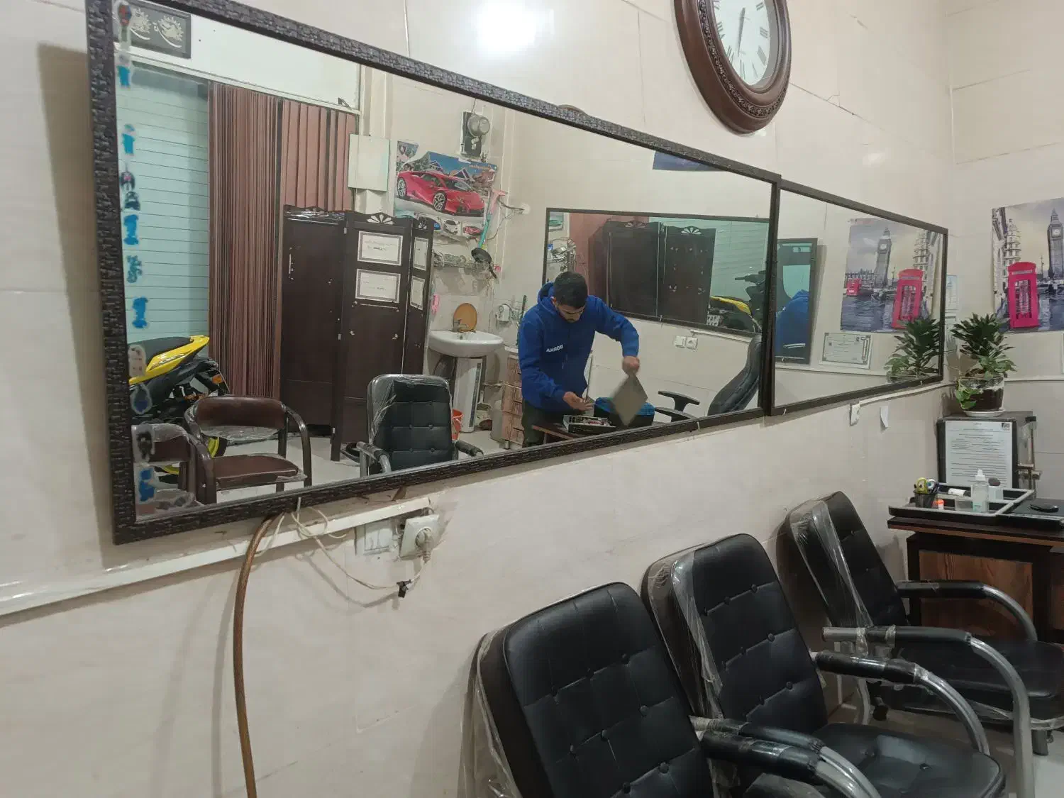 آیینه دومتری|آینه|دامغان, |دیوار