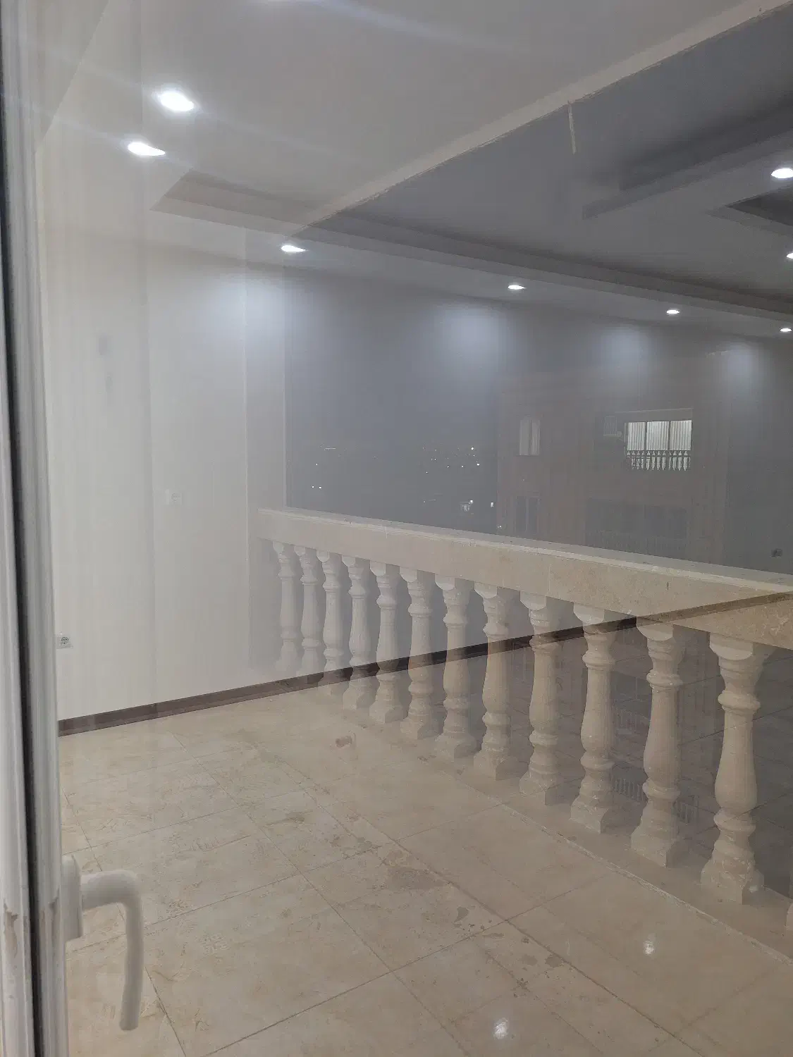 ۱۱۵ متر واحد نو ساز کلید نخورده فوقلعاده خوش نقشه|فروش آپارتمان|فردوسیه, |دیوار