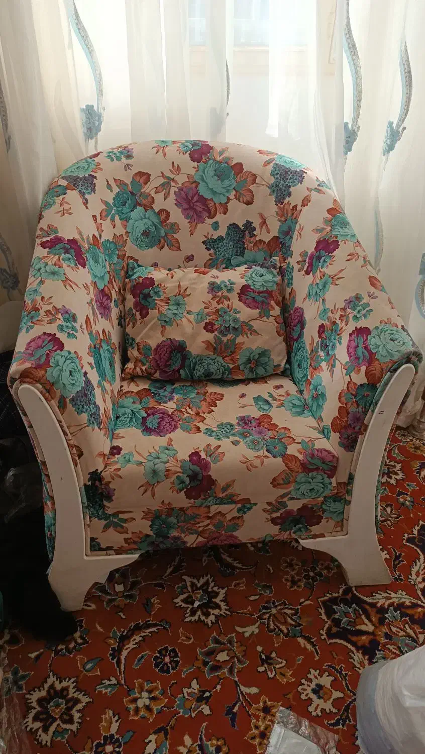 مبل ۶ نفره|مبلمان خانگی و میز عسلی|سبزوار, توحیدشهر|دیوار