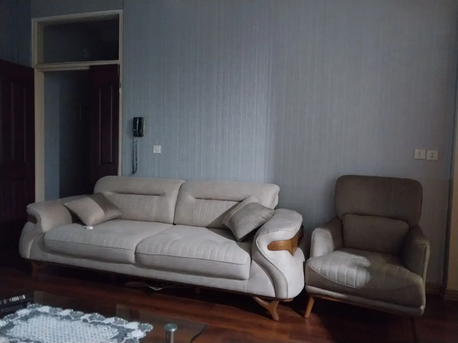 مبل چستر تخت شو مارک کالن|مبلمان خانگی و میز عسلی|تبریز, |دیوار