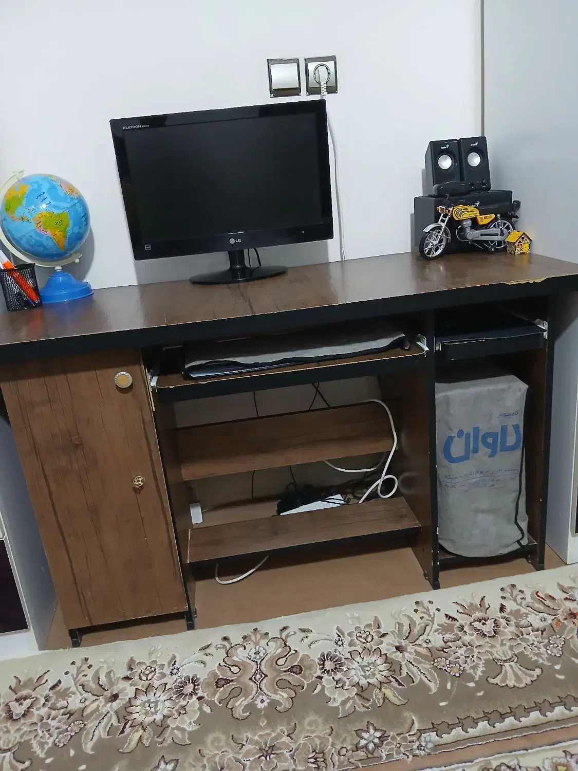 کمد و میز کامپیوتر|میز تحریر و کامپیوتر|بجنورد, |دیوار