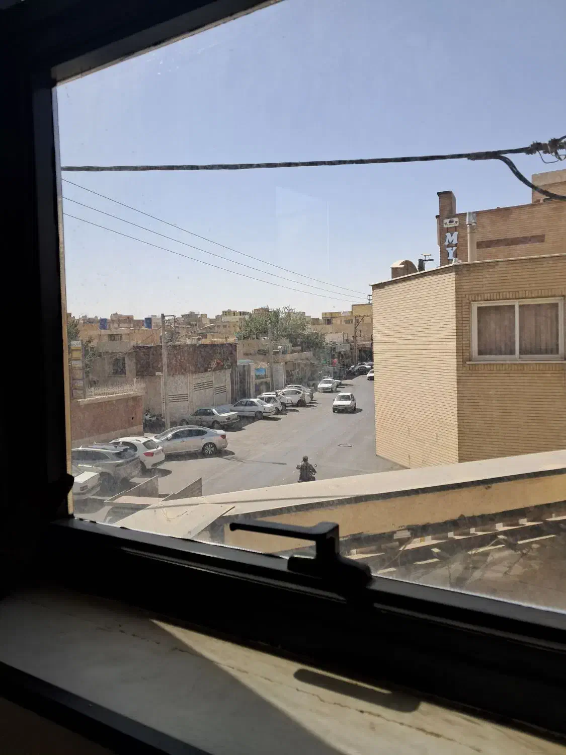 اداری ۶۰ متری *بر خیابان بازارچه مشتاق*|اجارهٔ دفتر کار، اتاق اداری، مطب|اصفهان, شهرستان|دیوار