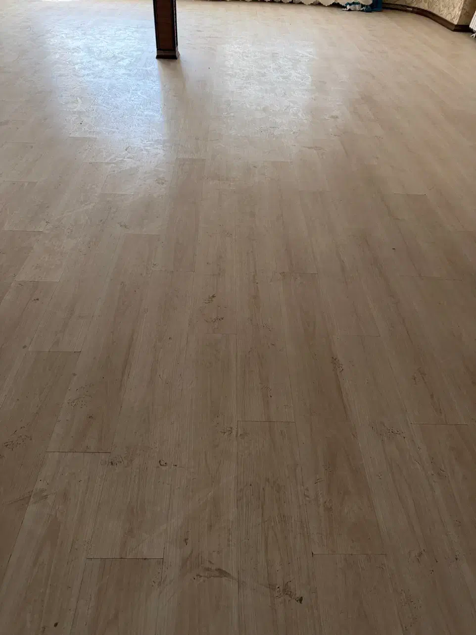 پارکت رنگ کرم ترکیه|مصالح و تجهیزات ساختمان|ارومیه, |دیوار