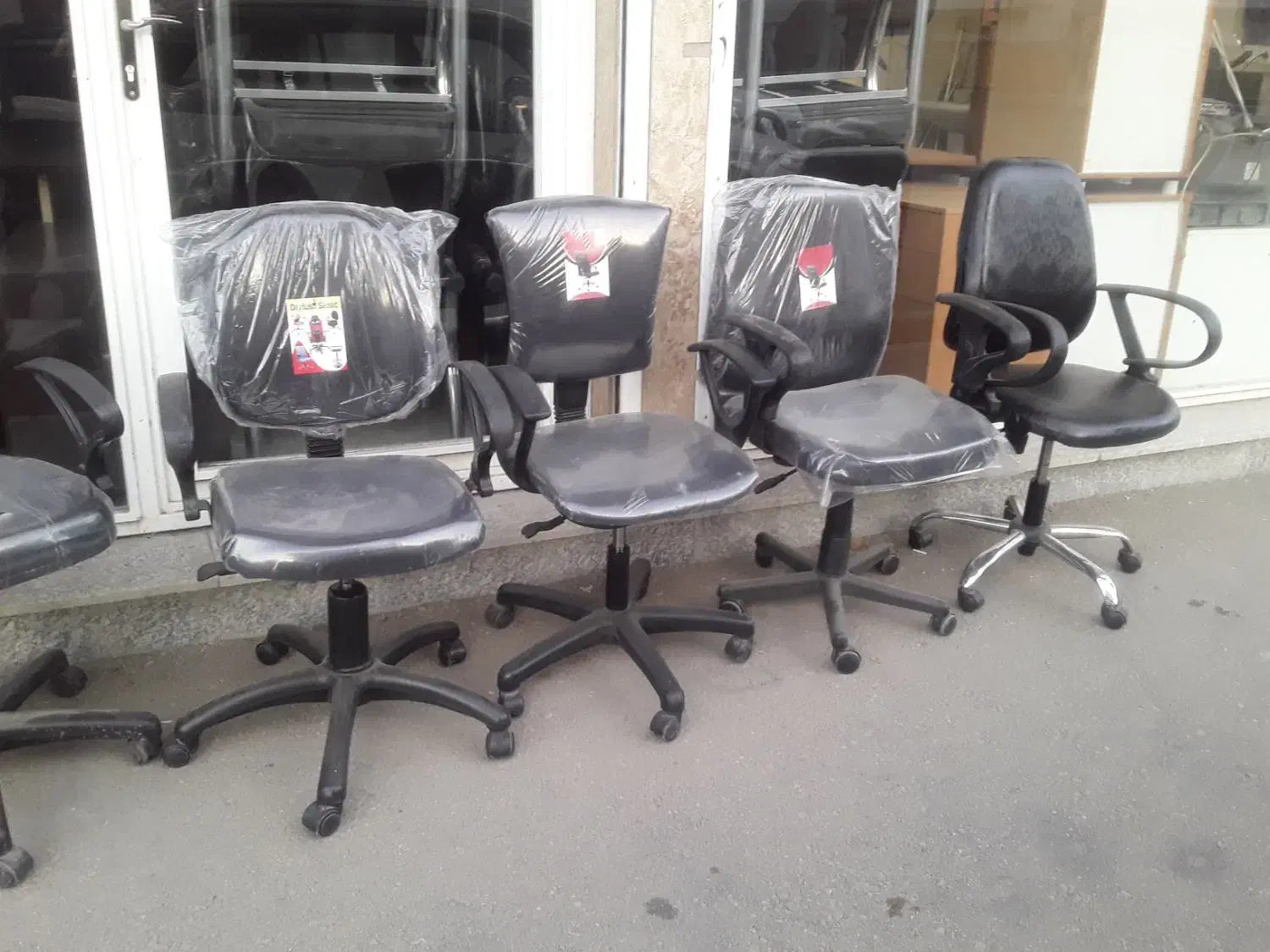 ۱۶ مدل صندلی جکدار و گردان در حد نو|صندلی و نیمکت|اردبیل, |دیوار