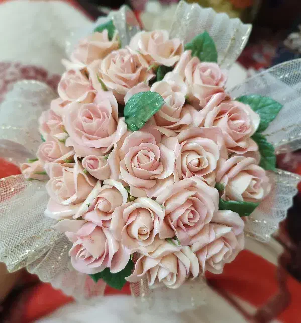 دسته گل عروس|گل مصنوعی|سامان, |دیوار