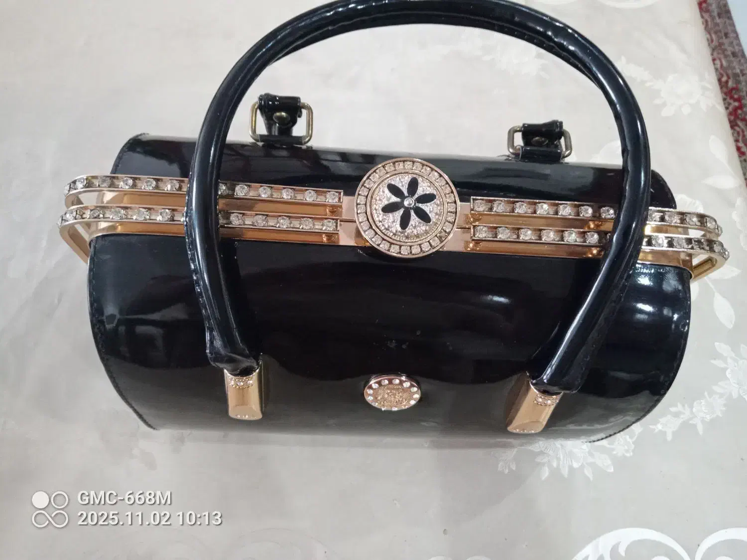 کیف|کیف، کفش، کمربند|کرج, مصباح|دیوار