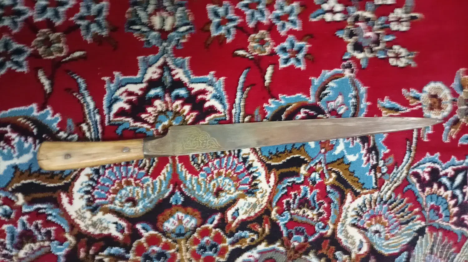 3عددچاقوقدیمی|کلکسیون اشیاء عتیقه|پرند, فاز ۵|دیوار