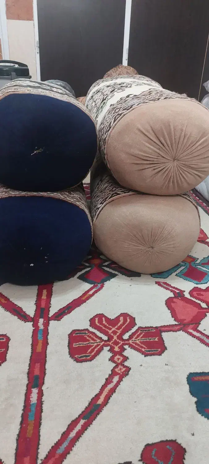 پشتی|پشتی|شیراز, شهرک مدرس|دیوار