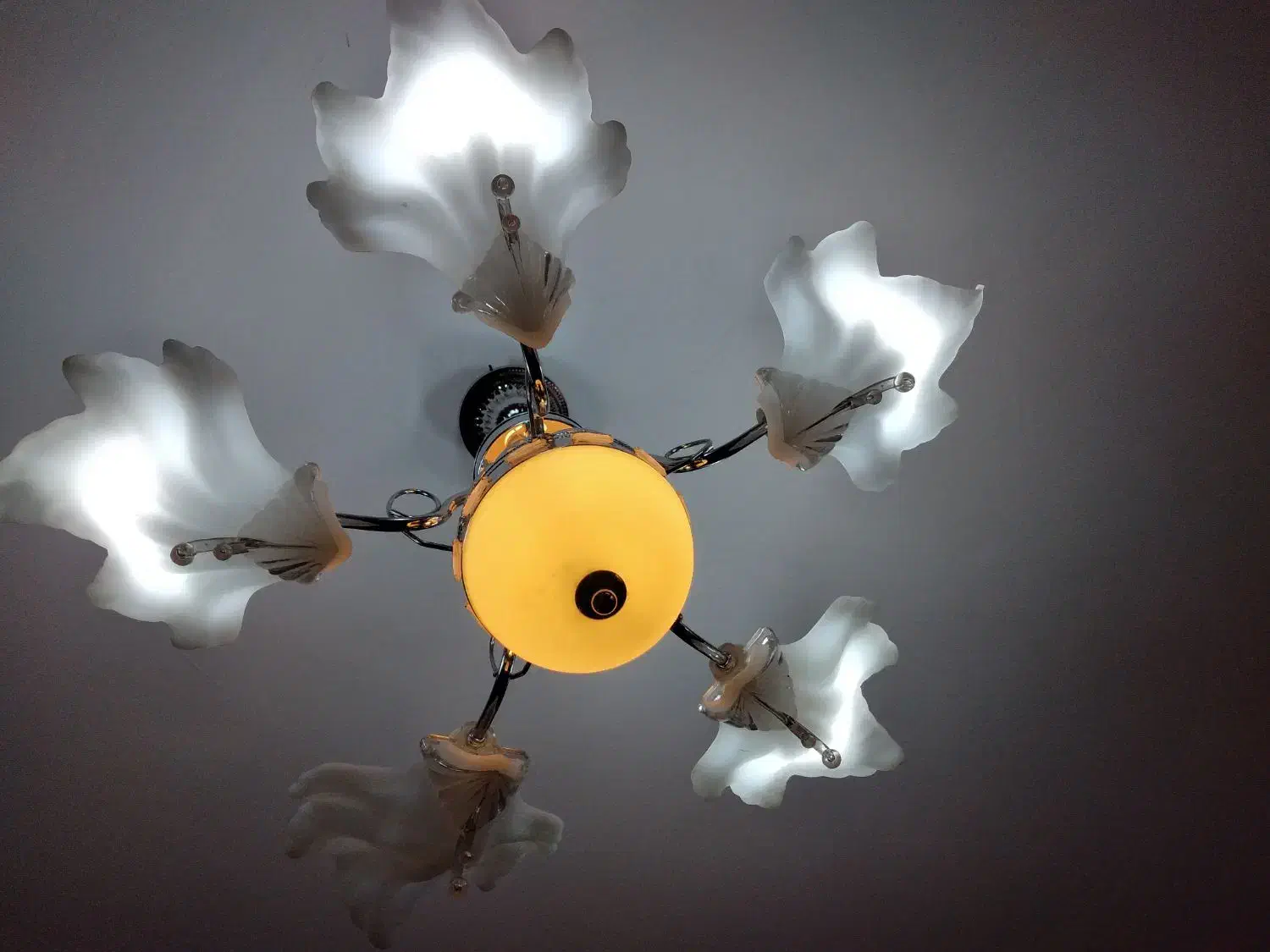 لوستر|لوستر و چراغ آویز|همدان, |دیوار