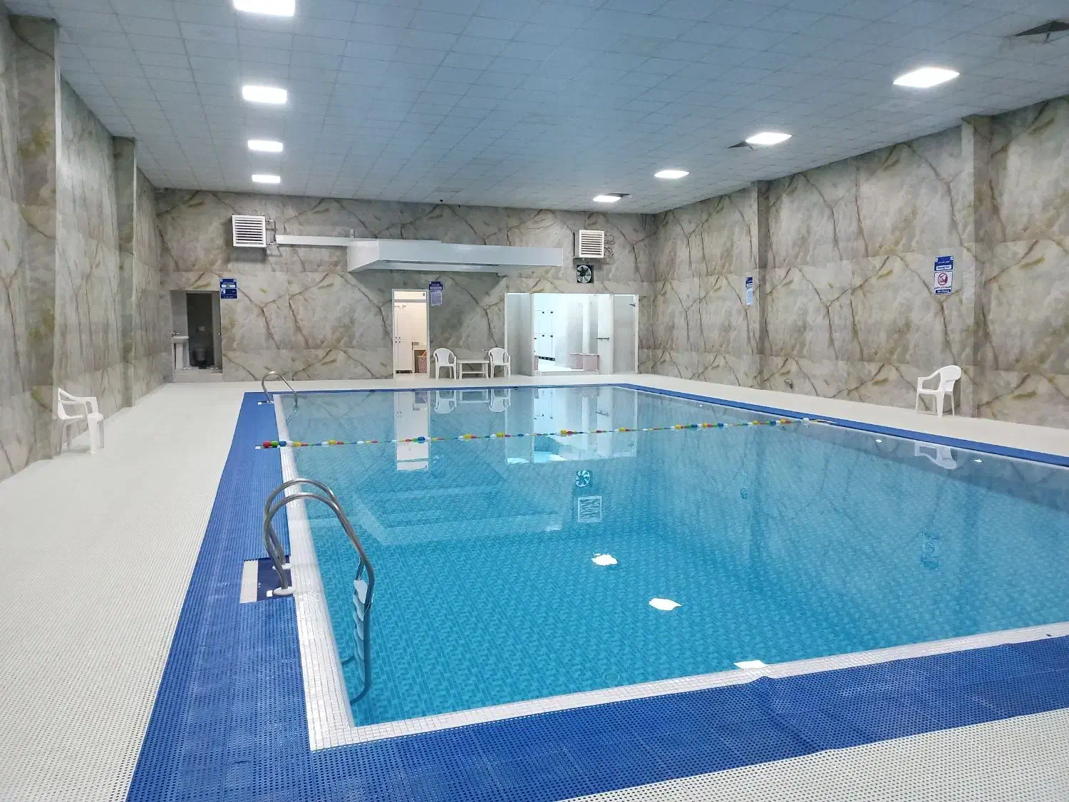 نصب کاشی و سرامیک استخری|خدمات پیشه و مهارت|اصفهان, دارک|دیوار