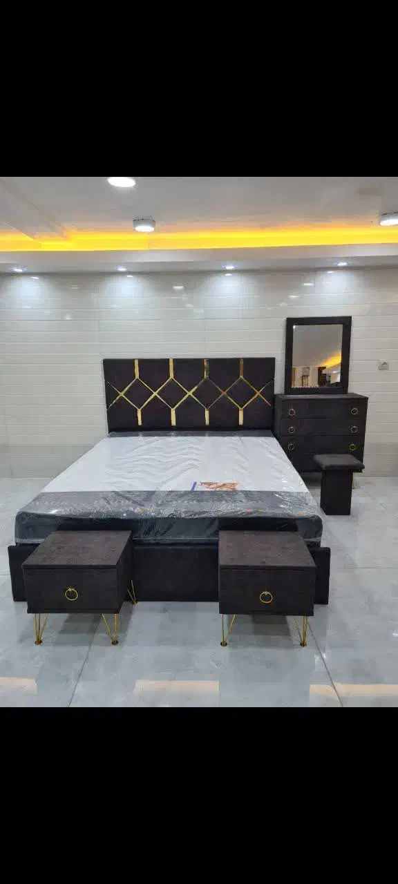 دونفره خورشیدی|تخت و سرویس خواب|اراک, |دیوار