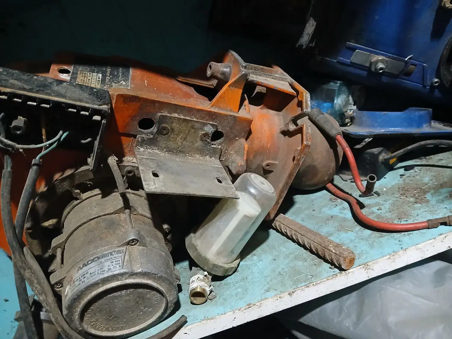 مشعل|ابزارآلات|کلاچای, |دیوار